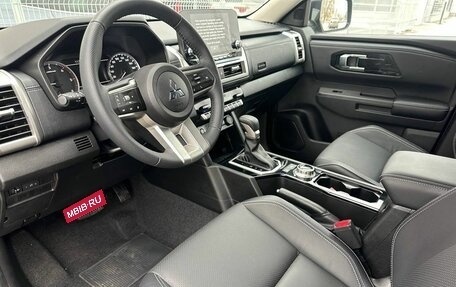 Mitsubishi L200, 2024 год, 5 990 000 рублей, 10 фотография