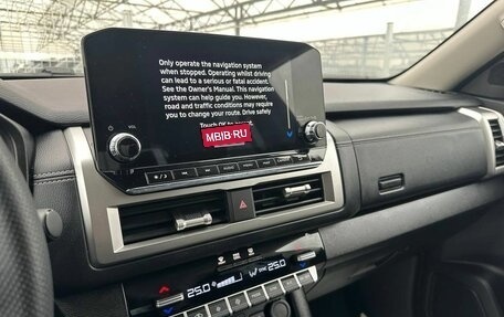 Mitsubishi L200, 2024 год, 5 990 000 рублей, 15 фотография