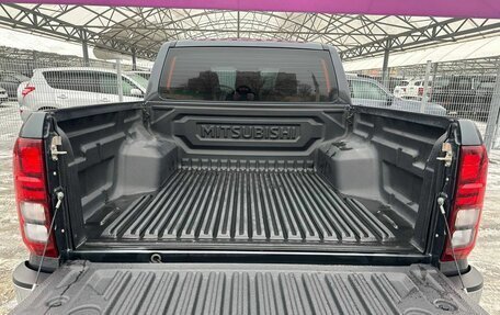 Mitsubishi L200, 2024 год, 5 990 000 рублей, 20 фотография