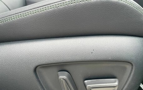 Toyota RAV4, 2025 год, 3 975 000 рублей, 23 фотография