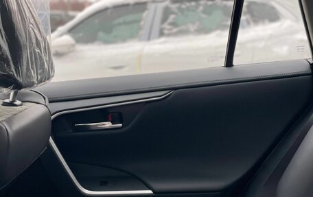 Toyota RAV4, 2025 год, 3 975 000 рублей, 24 фотография