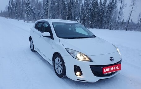 Mazda Axela, 2012 год, 950 000 рублей, 3 фотография