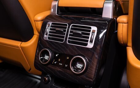 Land Rover Range Rover IV рестайлинг, 2020 год, 8 200 000 рублей, 32 фотография