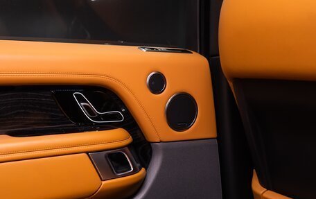 Land Rover Range Rover IV рестайлинг, 2020 год, 8 200 000 рублей, 31 фотография