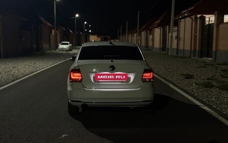 Volkswagen Polo VI (EU Market), 2017 год, 700 000 рублей, 2 фотография