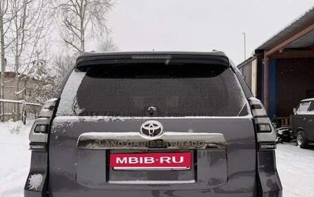 Toyota Land Cruiser Prado 150 рестайлинг 2, 2021 год, 6 850 000 рублей, 2 фотография