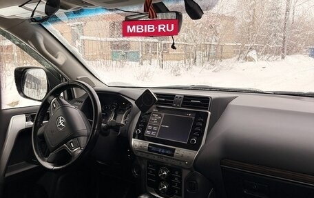 Toyota Land Cruiser Prado 150 рестайлинг 2, 2021 год, 6 850 000 рублей, 13 фотография