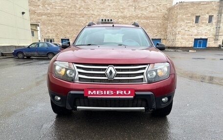 Renault Duster I рестайлинг, 2014 год, 979 000 рублей, 2 фотография