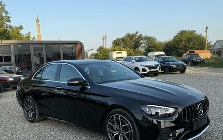 Mercedes-Benz E-Класс, 2020 год, 4 700 000 рублей, 3 фотография