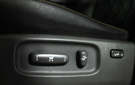 Toyota Land Cruiser 200, 2008 год, 2 900 000 рублей, 15 фотография