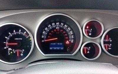 Toyota Sequoia II рестайлинг, 2014 год, 3 200 000 рублей, 1 фотография