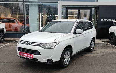 Mitsubishi Outlander III рестайлинг 3, 2013 год, 1 179 000 рублей, 1 фотография