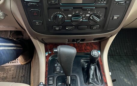 Toyota Land Cruiser 100 рестайлинг 2, 1999 год, 1 700 000 рублей, 20 фотография