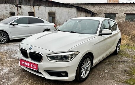 BMW 1 серия, 2017 год, 1 650 000 рублей, 1 фотография