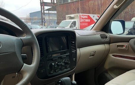 Toyota Land Cruiser 100 рестайлинг 2, 1999 год, 1 700 000 рублей, 27 фотография