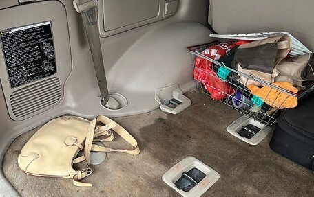 Toyota Land Cruiser 100 рестайлинг 2, 1999 год, 1 700 000 рублей, 26 фотография