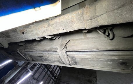 Toyota Land Cruiser 100 рестайлинг 2, 1999 год, 1 700 000 рублей, 37 фотография