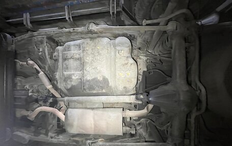 Toyota Land Cruiser 100 рестайлинг 2, 1999 год, 1 700 000 рублей, 39 фотография