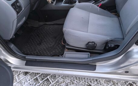 Nissan Almera, 2005 год, 330 000 рублей, 11 фотография