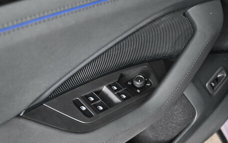 Volkswagen Tiguan II, 2025 год, 4 895 000 рублей, 14 фотография