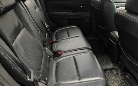 Mitsubishi Outlander III рестайлинг 3, 2012 год, 1 189 000 рублей, 11 фотография