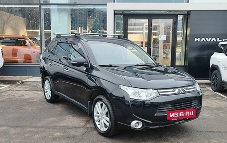 Mitsubishi Outlander III рестайлинг 3, 2012 год, 1 189 000 рублей, 3 фотография