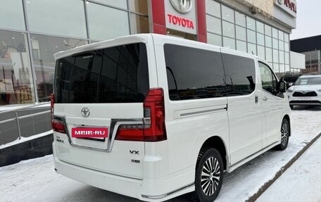 Toyota HiAce H300, 2021 год, 11 500 000 рублей, 7 фотография