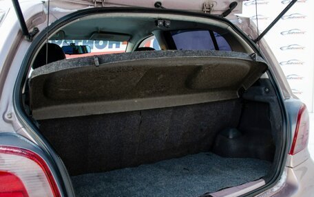 Toyota Vitz, 2000 год, 391 000 рублей, 16 фотография