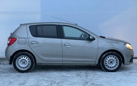 Renault Sandero II рестайлинг, 2016 год, 880 000 рублей, 4 фотография