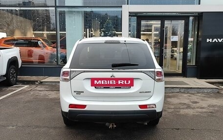 Mitsubishi Outlander III рестайлинг 3, 2013 год, 1 179 000 рублей, 6 фотография