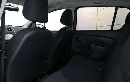 Renault Sandero II рестайлинг, 2016 год, 880 000 рублей, 10 фотография