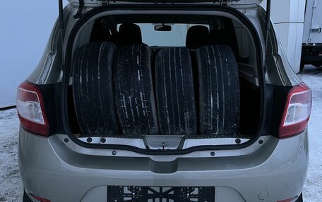 Renault Sandero II рестайлинг, 2016 год, 880 000 рублей, 24 фотография