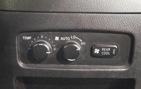 Toyota Land Cruiser Prado 120 рестайлинг, 2008 год, 2 249 000 рублей, 28 фотография