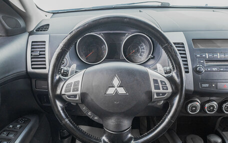 Mitsubishi Outlander III рестайлинг 3, 2009 год, 1 299 000 рублей, 16 фотография