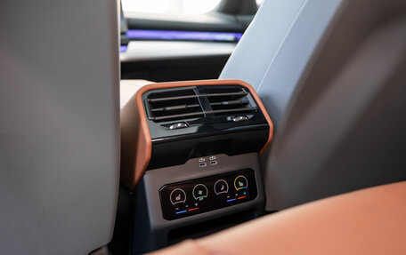 BMW 5 серия, 2025 год, 7 200 000 рублей, 30 фотография