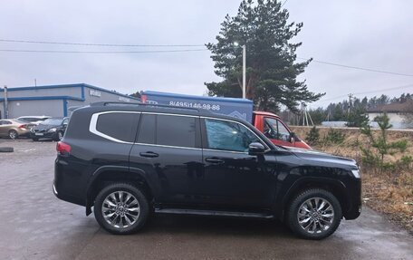 Toyota Land Cruiser, 2024 год, 13 200 000 рублей, 3 фотография