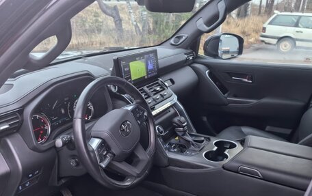 Toyota Land Cruiser, 2024 год, 13 200 000 рублей, 7 фотография