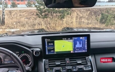 Toyota Land Cruiser, 2024 год, 13 200 000 рублей, 8 фотография