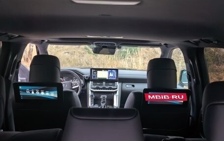 Toyota Land Cruiser, 2024 год, 13 200 000 рублей, 10 фотография