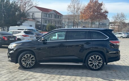 Toyota Highlander III, 2014 год, 2 920 000 рублей, 7 фотография