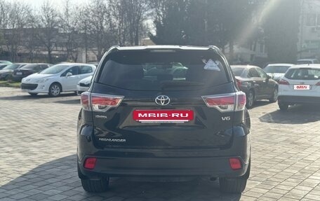 Toyota Highlander III, 2014 год, 2 920 000 рублей, 5 фотография