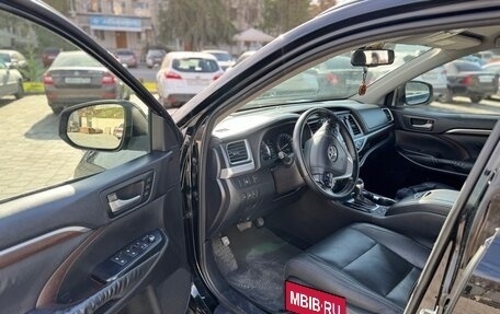 Toyota Highlander III, 2014 год, 2 920 000 рублей, 11 фотография