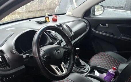 KIA Sportage III, 2011 год, 650 000 рублей, 2 фотография