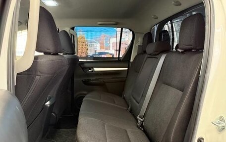 Toyota Hilux VIII, 2022 год, 3 893 000 рублей, 31 фотография