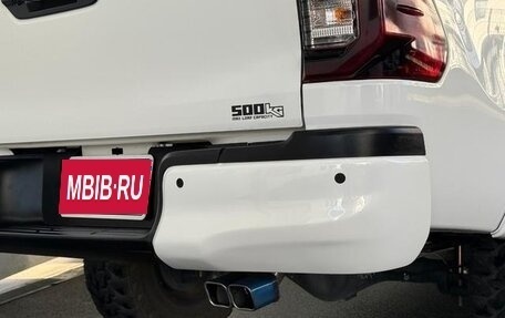 Toyota Hilux VIII, 2022 год, 3 893 000 рублей, 18 фотография