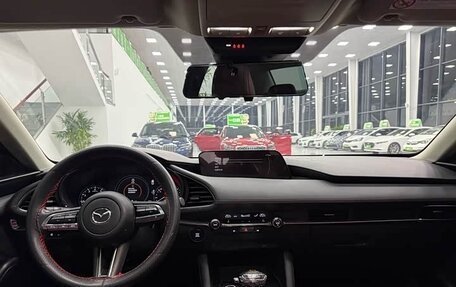 Mazda 3, 2022 год, 2 180 000 рублей, 5 фотография