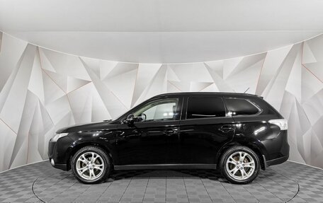 Mitsubishi Outlander III рестайлинг 3, 2014 год, 1 205 000 рублей, 5 фотография