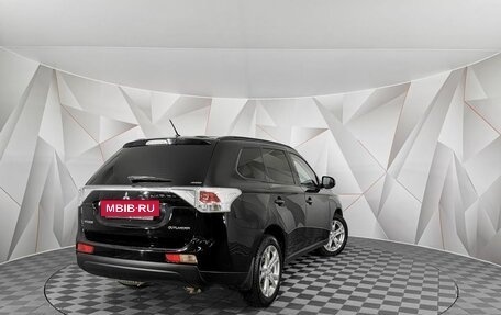 Mitsubishi Outlander III рестайлинг 3, 2014 год, 1 205 000 рублей, 2 фотография