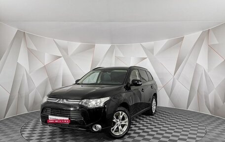 Mitsubishi Outlander III рестайлинг 3, 2014 год, 1 205 000 рублей, 1 фотография
