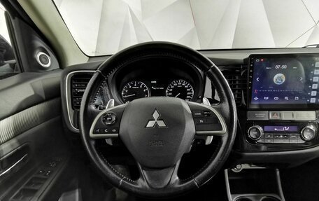 Mitsubishi Outlander III рестайлинг 3, 2014 год, 1 205 000 рублей, 20 фотография